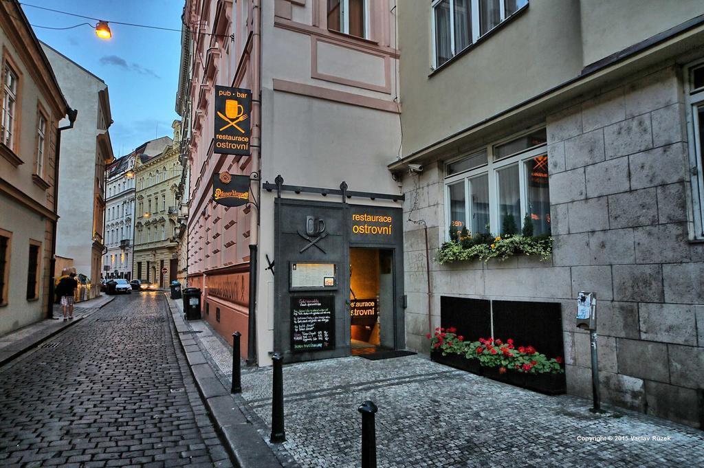Apartments Vorsilska Prague Luaran gambar