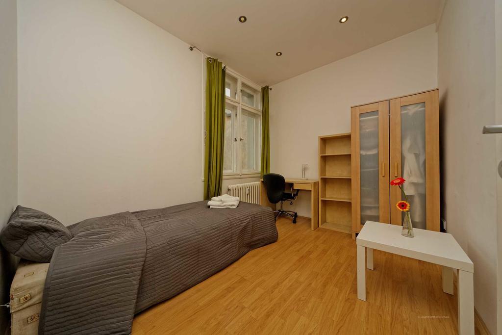 Apartments Vorsilska Prague Bilik gambar