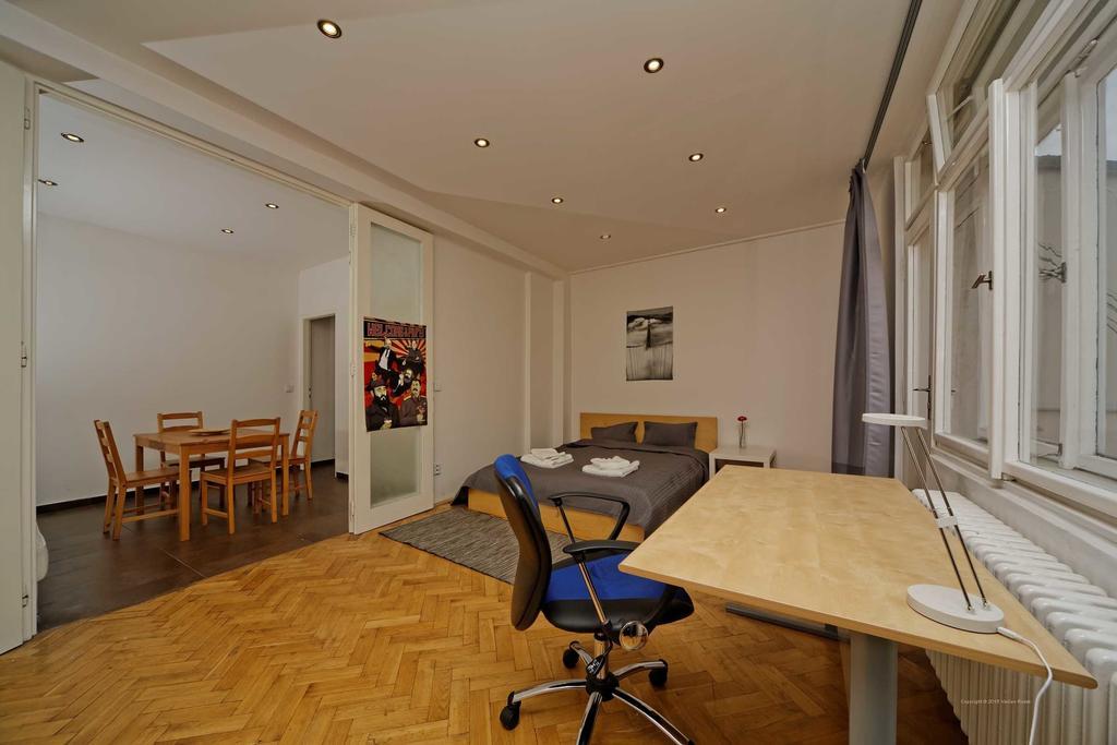 Apartments Vorsilska Prague Bilik gambar
