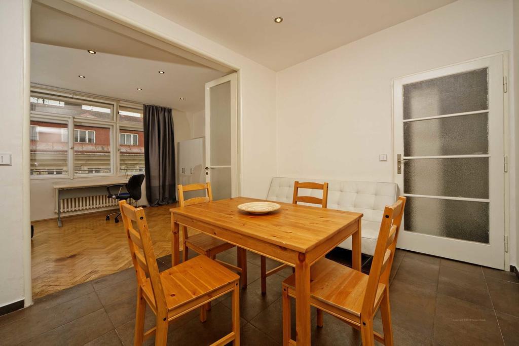 Apartments Vorsilska Prague Bilik gambar