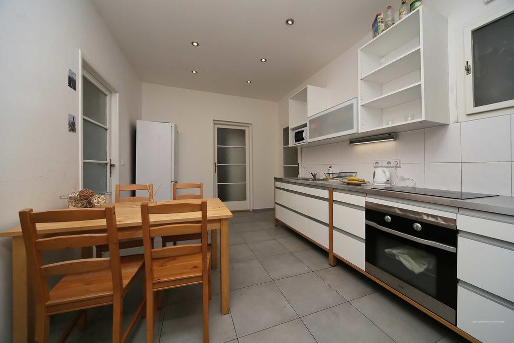 Apartments Vorsilska Prague Bilik gambar